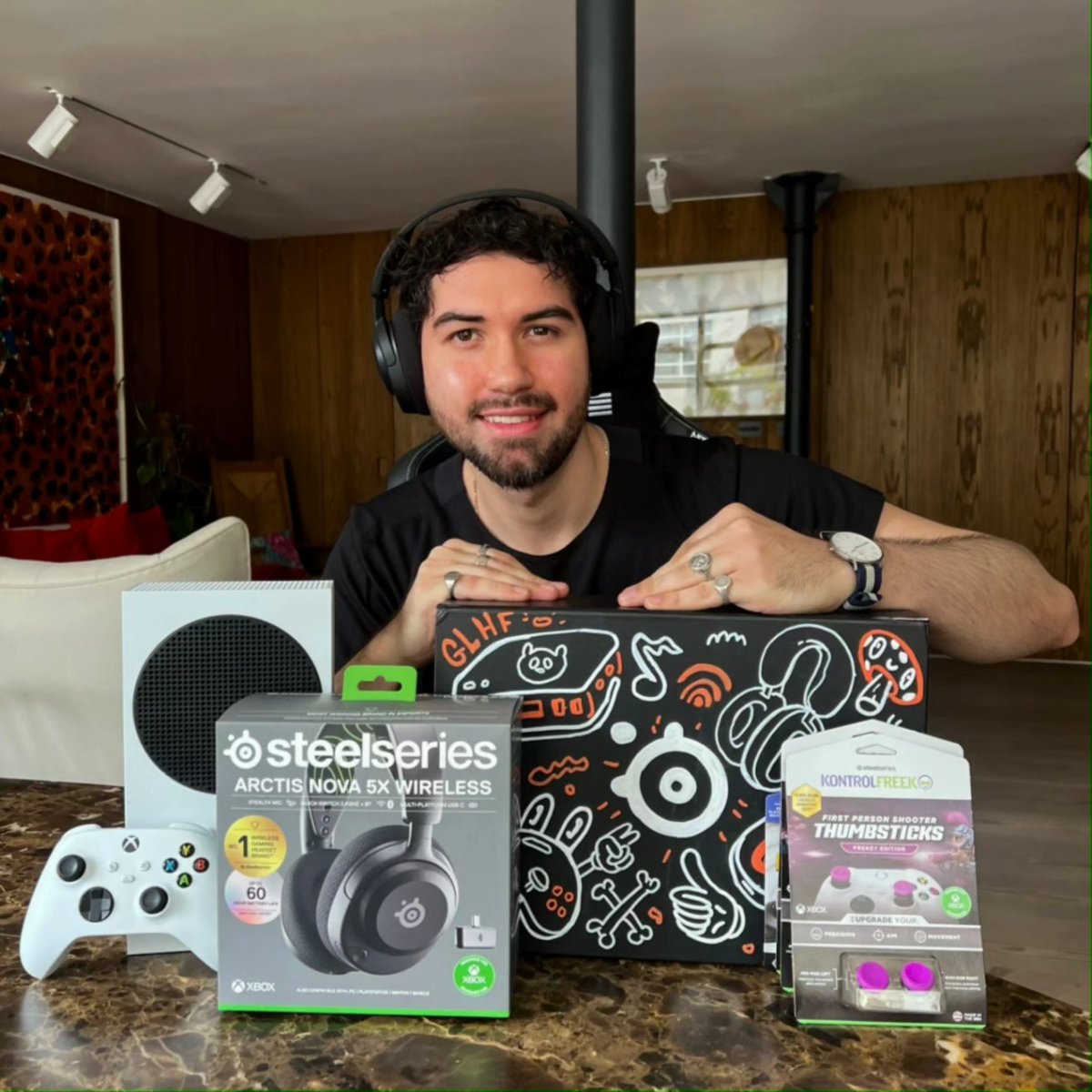 The brand new <a href="/steelseries/">SteelSeries</a> Arctis Nova 5x for Xbox/PlayStation/PC/Switch/Mobile!

With 100+ game audio presets, as well switching between 2.4GHz and Bluetooth connectivity at the click of a button.

With multiplatform connectivity and 60h of battery life!

CODE: XELAPLAYS