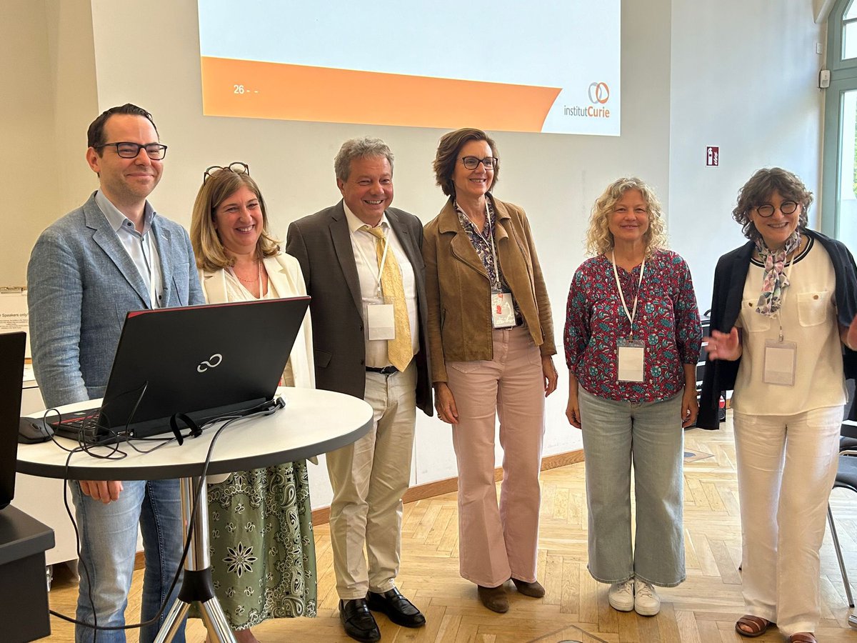 #ECC2024 Amazing French companion meeting on salivary glands FNA 😊many thanks to <a href="/DianaEstherossi/">Esther Diana Rossi</a> Milan System v2 🙏🏻❤️ Monique Courtade-Saidi Niels J Rupp Voichita Suciu Claude Bigorgne and Jerzy Klijianienko