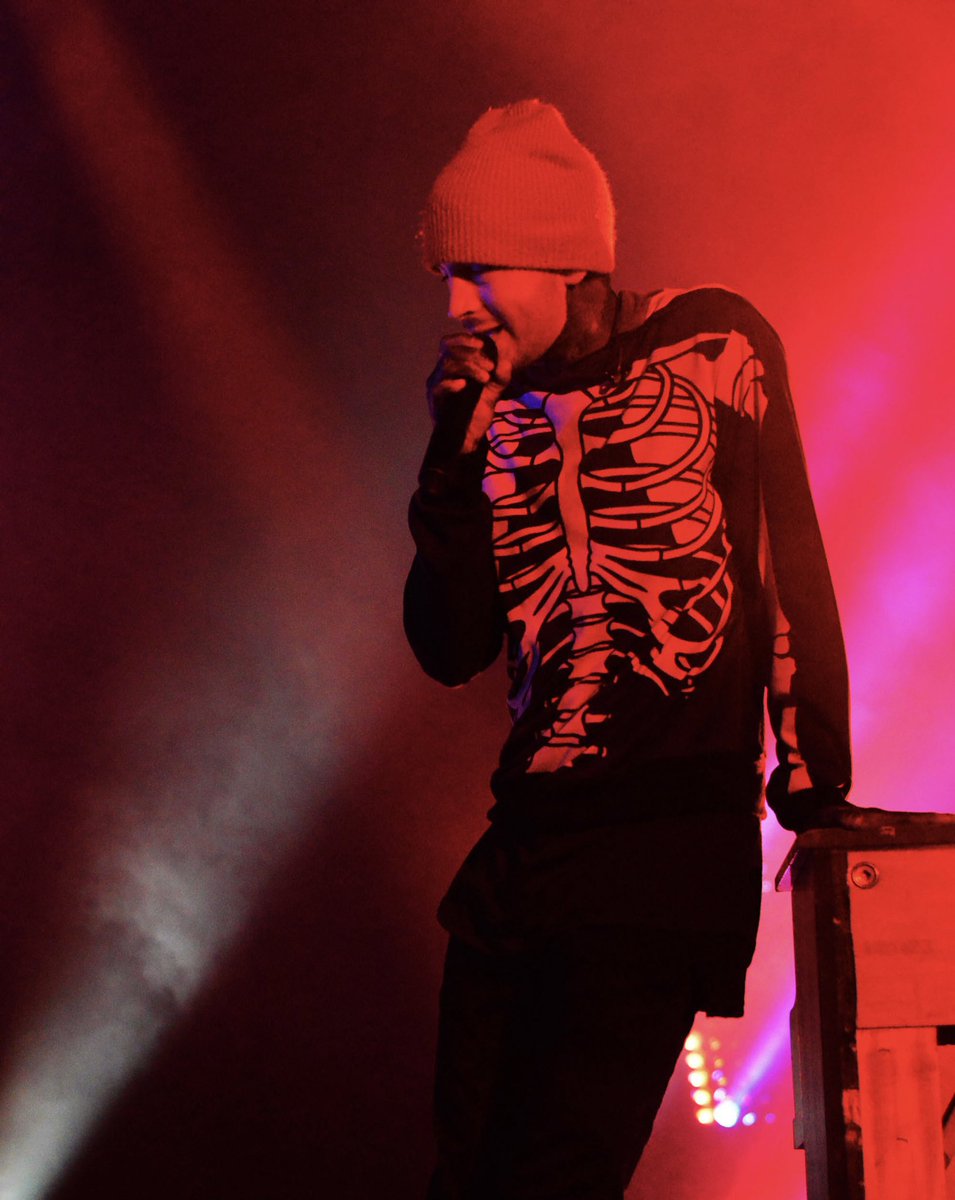 d_nniedarko's tweet photo. i luv blurry tyler so bad https://t.co/bKlAjMzhJc