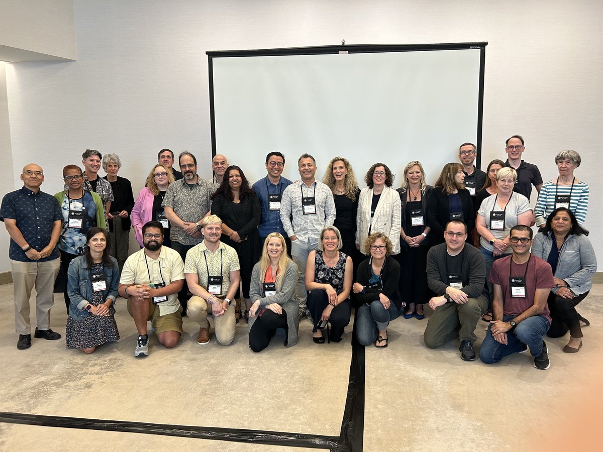 ASV Council is hard at work  getting everything ready for the start of tomorrow’s programming!  Satellite Symposia kick off the meeting bright and early Monday morning. #ASV2024 #LoveVirology