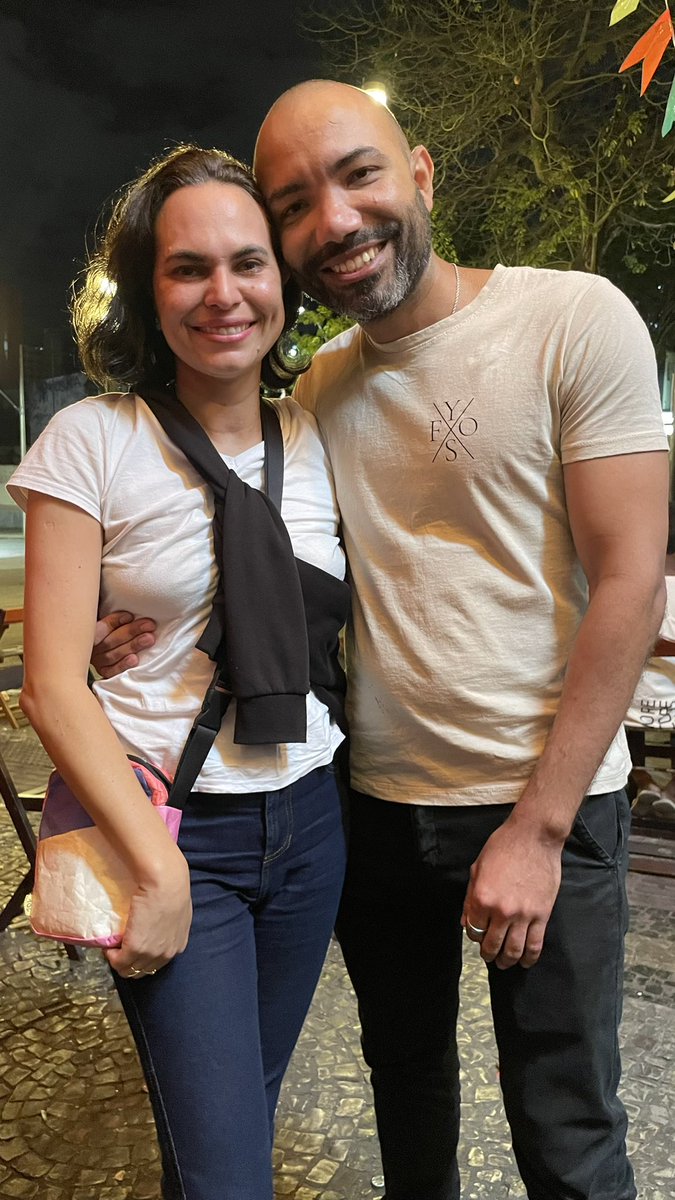 Hoje o <a href="/franckcnarf/">Franckito 🪶</a> apareceu aqui em BH me procurando!

Mds, sei que o VV teve toda sua transição, e até eu mesma… mas como é bom ver e reconhecer pessoas assim! Eu me emocionei! 🥰  
Obrigada!!