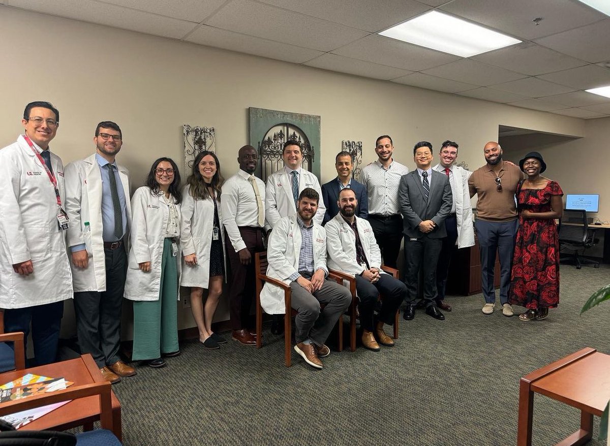 One of the best parts of this job is learning from the surgeons that taught the surgeons that taught me. 

Wonderful lecture on the evolution of minimally invasive partial nephrectomy from visiting professor <a href="/DrewWagnermd/">Drew Wagner</a> 

youtube.com/@bidmcrobotics…