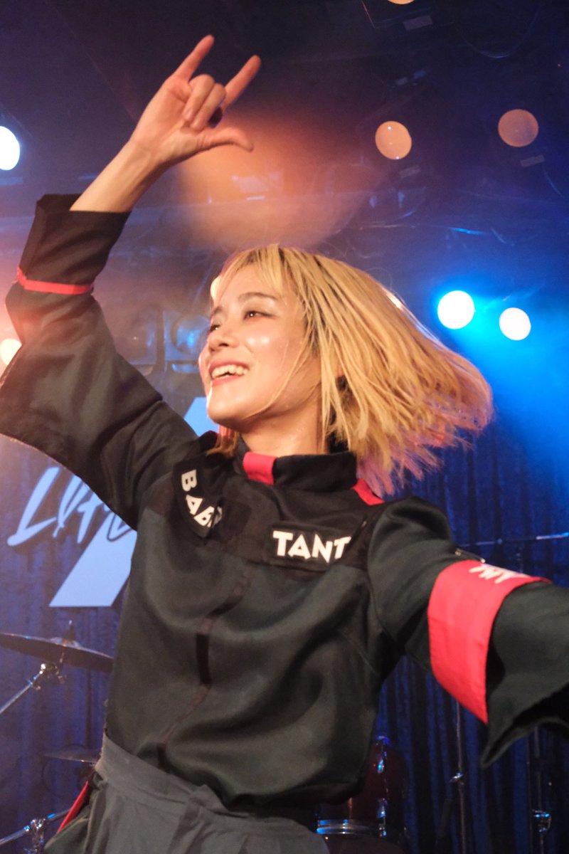 sakomizu1945's tweet photo. #伝説の双子 
#ガールズロック
@BABYTANTS
#ベビタンツ

6/23(日)新高円寺LOFT X
TEXAS HIT × LOFT X

#バンド と
#アイドル の
#対バン という
面白い構成でした♪

#TEXASHIT
#HUMAN螺旋
#HandLed
#BABYTANTS
#brandnewSUNRISE
#NANONI
#ハシバタカナリ https://t.co/ZmsheaBXQF