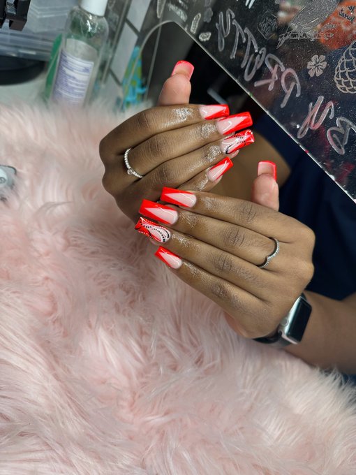 LOCATED IN 252 ❤️&zwj;🔥 https://t.co/p4GTd0i32A<a href="/tag/nailtech"class="tags"><span>#nailtech</span></a><a href="/tag/abstractartist"class="tags"><span>#abstractartist</span></a><a href="/tag/252nails"class="tags"><span>#252nails</span></a>