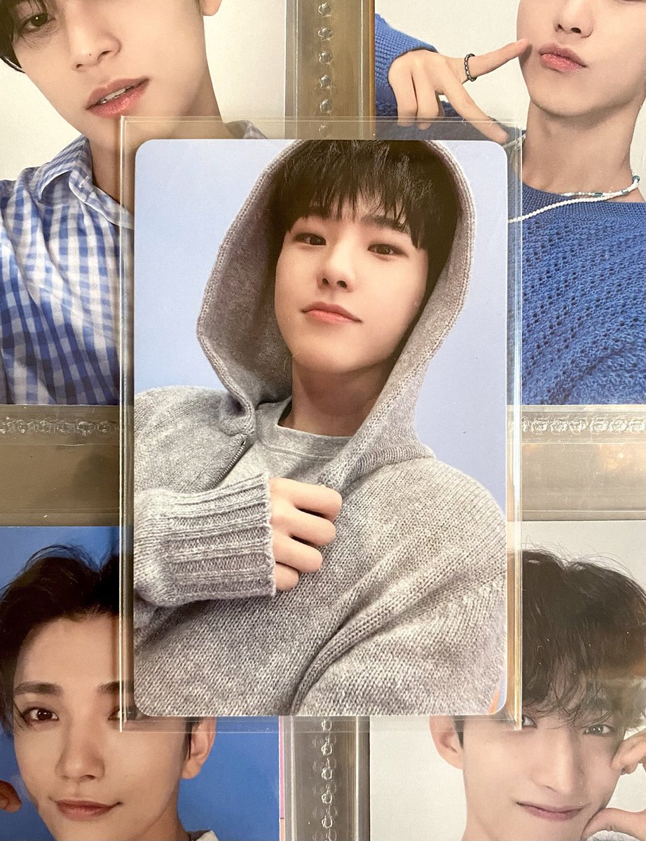 coupsiekyeomie's tweet photo. WTB LFS PH

HOSHI BSS SPECIAL VER HOODIE
-Tingi
-Can payo
-Mint condi 
-Dm your offers poe

ctto nung piccc (not mine) https://t.co/ZeFnHmVNHt