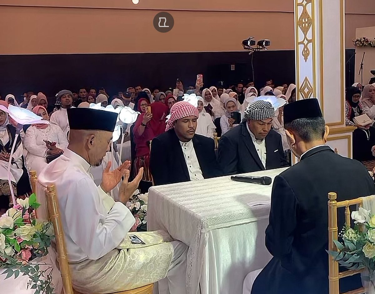 Selamat M. Yusran Farid a.k.a Mamat Alkatiri telah menjadi SUami sahnya Nafha Firah.

Baarokalaahu laka wabaaroka 'alaika wajama'a bainakumaa fii khoirin.