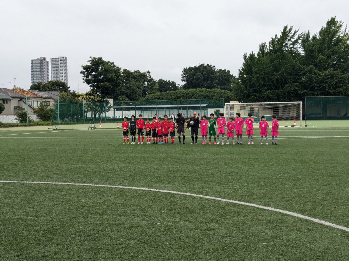 リハウスリーグ13ブロックDグループ 前期首位突破 8試合で6勝2分け 失点1は立派でした！ 後期は得点力のアップと今まで以上の守備力をつけて ブロックリーグ優勝しましょう！  対戦チームの皆様ありがとうございました #EFCロケッツ #小金井市 #ジュニアサッカー 1〜4年生 ...