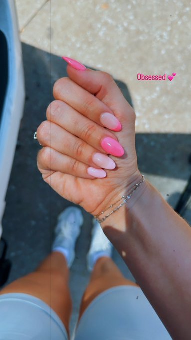 Two tone pink 💕 https://t.co/X1Tt7UqQu4