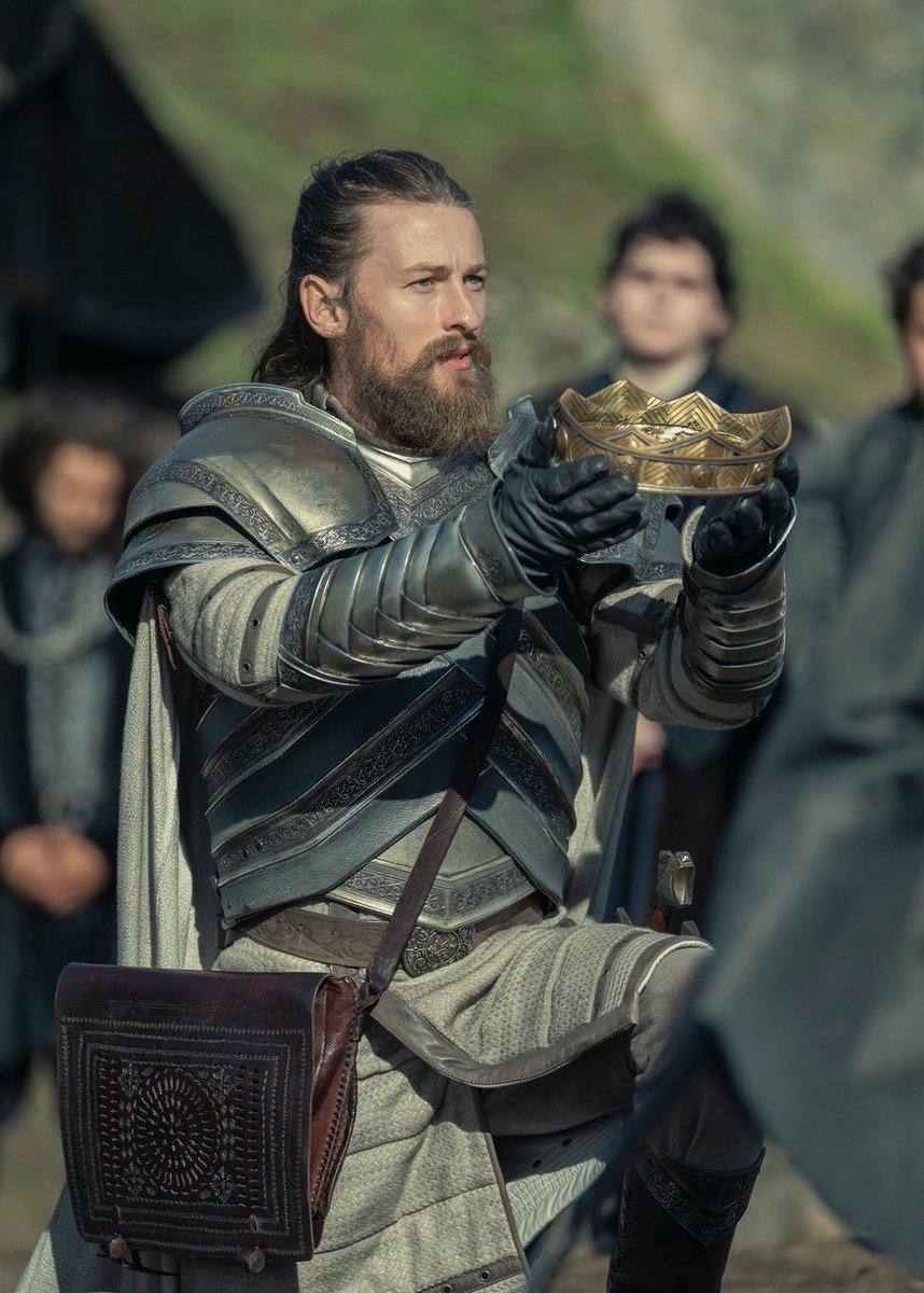 Descanza en paz Sir Erryk Cargill, fuiste leal y moriste protegiendo a nuestra reina
Te debemos todo

#HouseofThedragon #LaCasaDelDragón