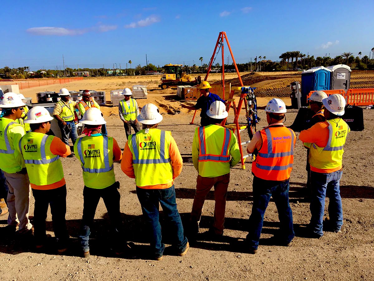 MacroEdgeRes's tweet image. The MacroEdge Research 6/23 Weekly Report “Summer Real Estate Slowdown, Youth Stop Working, Vision Update, and More” is now available (link below) 

#MacroEdge #TeamMacroEdge