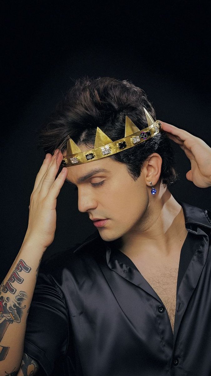 lightsluans's tweet image. Só vim dizer que amo esses 8 homens... 💜