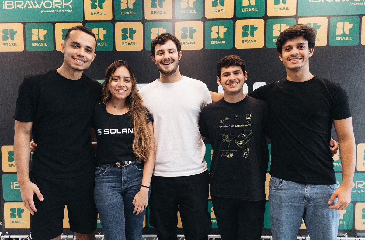 SolSpotlight's tweet photo. 🚀 Parabéns à DeVolt! 🎉 Ganhadora do University Prize no Colosseum Hackathon, a DeVolt está revolucionando com suas soluções inovadoras na blockchain Solana.  #Solana #DeFiHackathon https://t.co/iWdSCNnuIJ