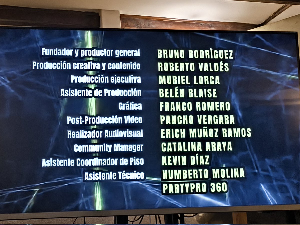 7empest_VG's tweet photo. Nuevamente la lucha libre chilena pasa sin pena ni gloria por la televisión abierta. Muchas ganas, poca prolijidad dejan a #OLLArmy como uno de los productos más nefastos que se han visto.
Punto positivo: la calidad de los luchadores
Horrible el cap parar cerrar la temporada. https://t.co/1Lt9DT4wW9