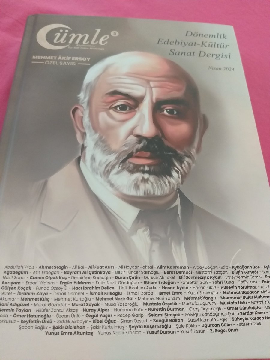 Mehmet Akif Ersoy'un torunu Selma Argon  ile Cümle dergisi için yaptığımız söyleşi, Nisan ayında yayımlanmış olsa da dergi elime yeni ulaştı.Akif'in doğumunun 150.yılı dolayısı ile hazırlanan  bu özel sayıda Selma Argon'a dedesi hakkında merak ettiklerimi  sordum.