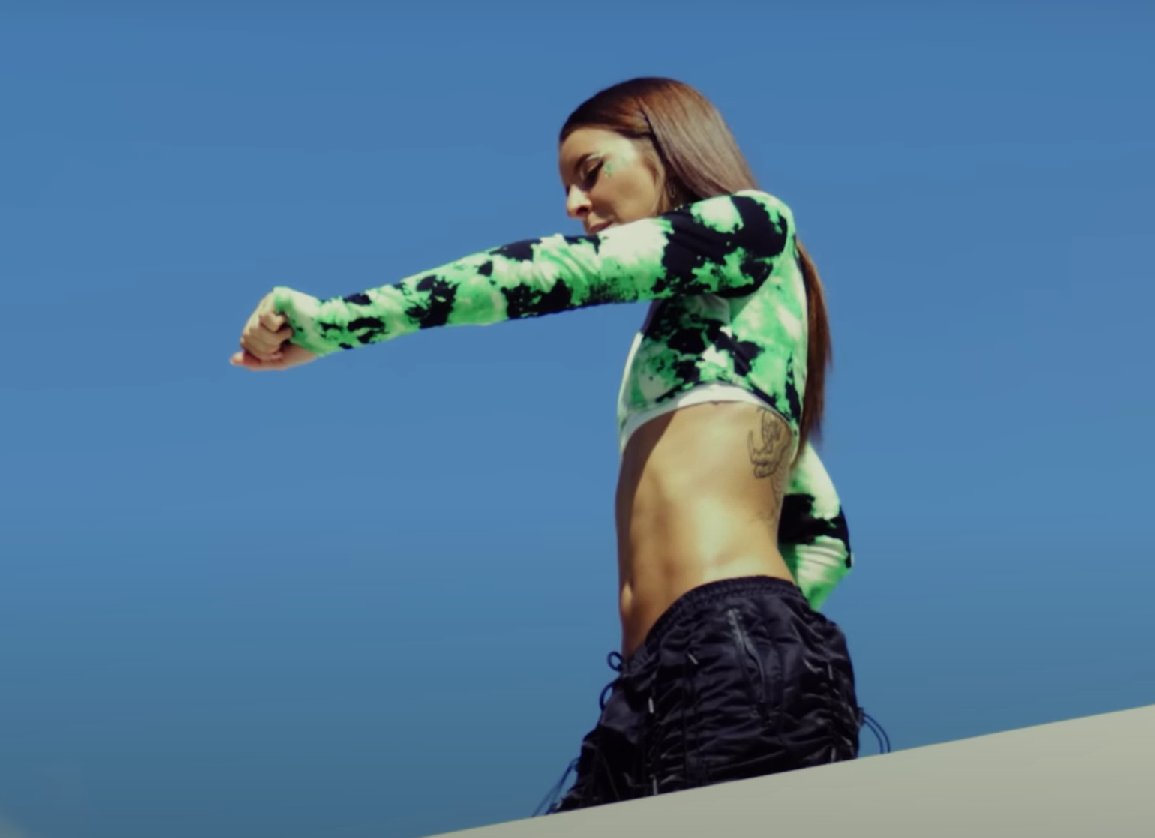 riri gracias por darnos imagenes de calidad del abdomen de miko