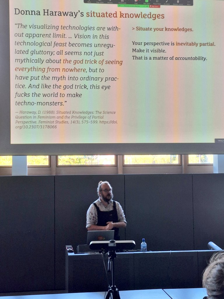 m_tambuscio's tweet image. Super inspiring keynote by @jacomyma at #hnr2024 about the fascinating and crucial role of interpretation and perspectives in #networkanalysis