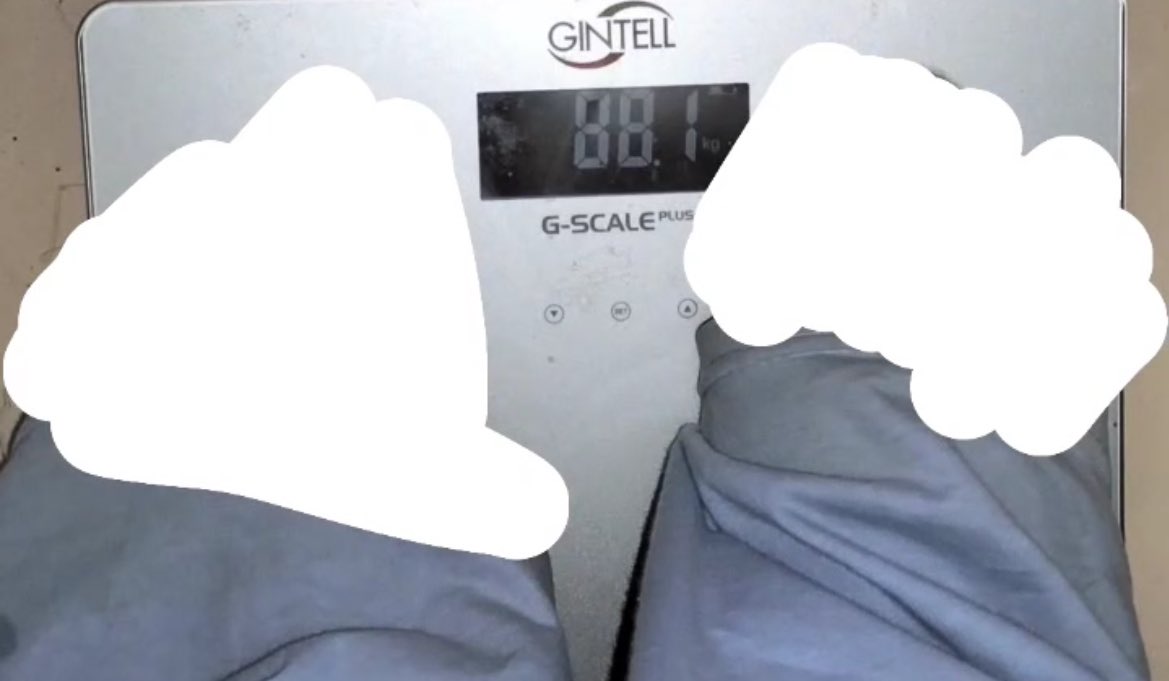 Salsabilaaaaa__'s tweet photo. Meh saya share kan pengalaman saya diet or stay in healthy lifestyle lesgooo

104kg Dec 2023                 88kg July 2024 https://t.co/JH9WZp2WNq