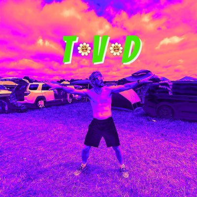 Tim_VanDuyne's tweet photo. #NewProfilePic WHO DIS?! T-V-D! https://t.co/EINlLEIRb2