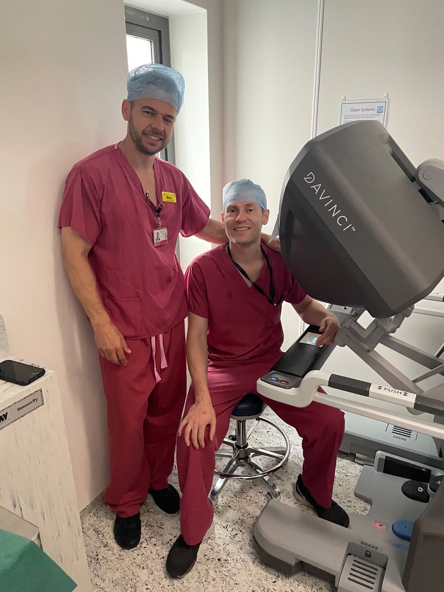 Sad to say goodbye to our fellow <a href="/DrDRW/">David Wetherell</a> who is returning to melbourne. A great learning and cultural exchange <a href="/uclhrobotics/">UCLH Robotics</a>. 🇬🇧 is 🇦🇺 gain