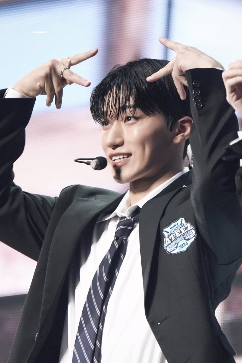 San from ATEEZ recently attended the ATINY Voyage fan meeting, creating unforgettable moments for fans. With his warm smile and genuine interactions, he truly made the event special for everyone present. San's energy and enthusiasm were palpable as he engaged with fans.