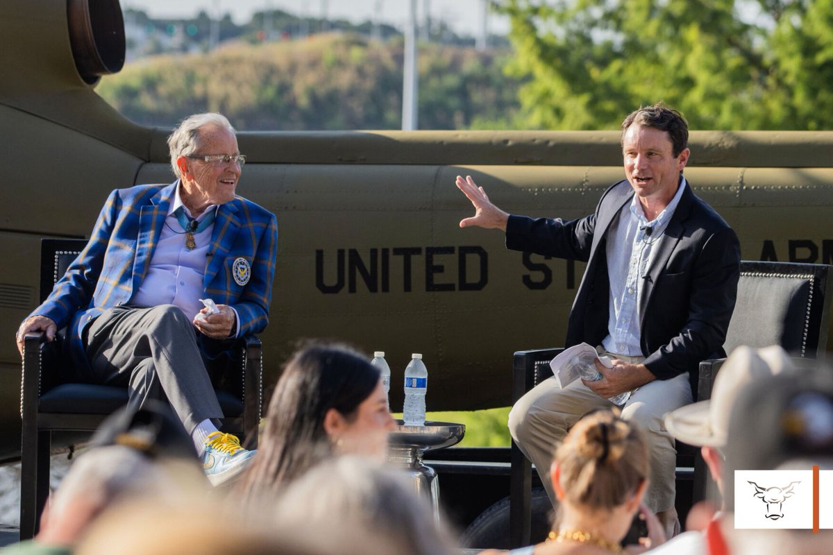 U.S. Army Maj. Gen. Patrick Brady’s Bell UH-1H Iroquois Helicopter, named after his late wife, landed in its permanent display at the National Medal of Honor Museum in June.
(🖋️: <a href="/hjgarcia0/">hannah garcía 🧸</a>)
(📸: @PixaPerfect_)
theshorthorn.com/news/national-…