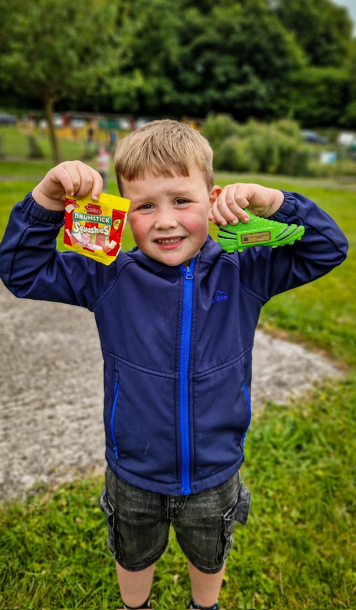 Mabon wedi mwynhau y tymor gyda Segontium Rovers!
Mabon enjoyed that season

#grassrootsfootball