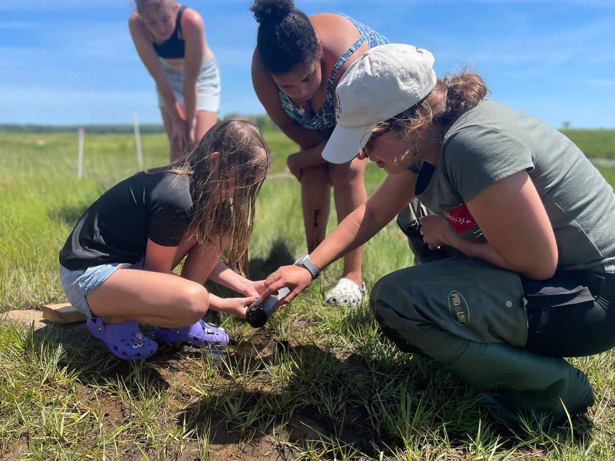 Sandy toes, summer smiles, can’t lose 🌞😎🌊
 
#summerlearning #experientiallearning #STEM #summercamp
