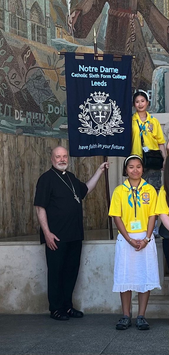 ThinkNotreDame's tweet photo. After a long and gruelling journey our student pilgrims arrived in Lourdes and straight to work. Margaret Stapylton, retired HOD PTE said they are real troopers! @notredamecoll #virtue #resilience #faithhopelove #service #commongood https://t.co/jrEDyZmgsZ