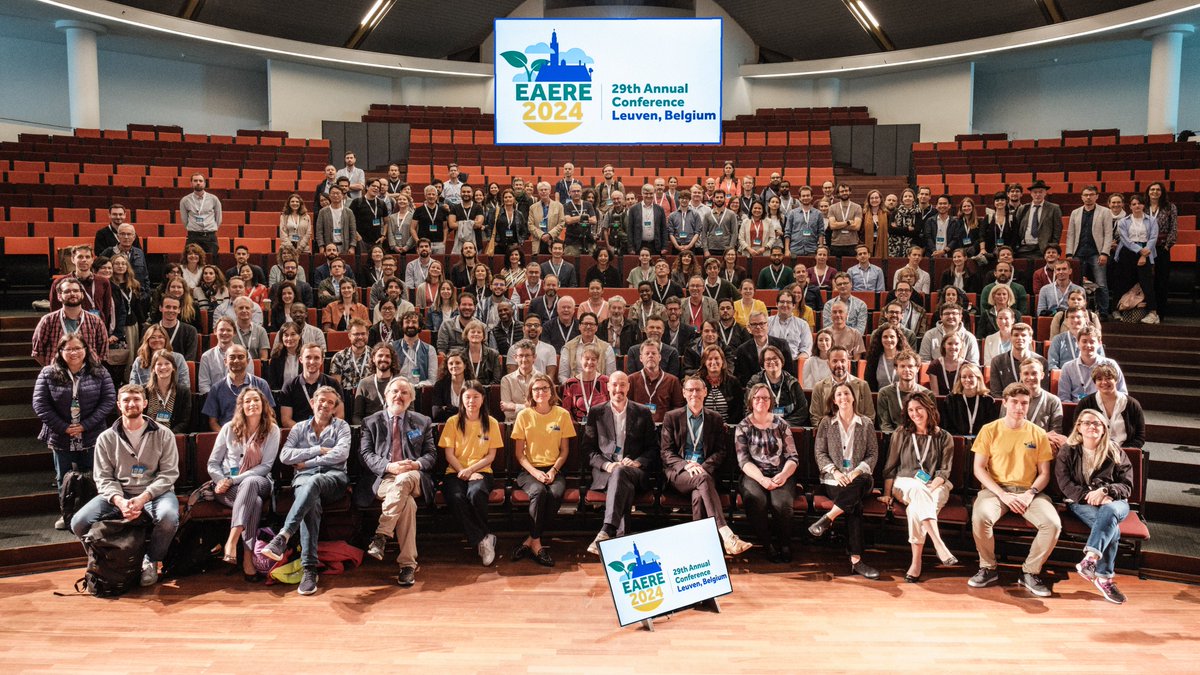 borghesi_simone's tweet image. Last week the @EAERE_envecon annual conference was amazing: I enjoyed every single moment!
Thanks to #KULeuven, #JohanEyckmans &amp;amp; @sanrousseau for organizing such a great event, and to each of the #805participants for sharing ideas&amp;amp;fun.
A big 👏 to u all! C u next year in #Bergen!