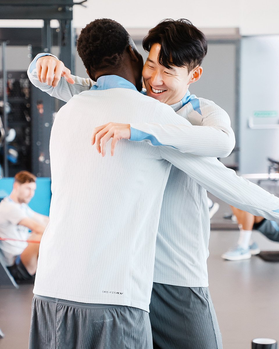 Mood when the lads are back together 🤩