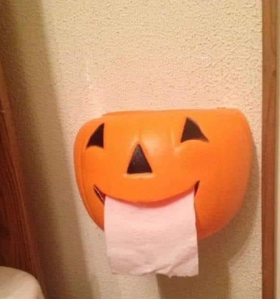 FinalDude78's tweet image. babe wake up I found a new use for the plastic jack-o&apos;-lantern buckets