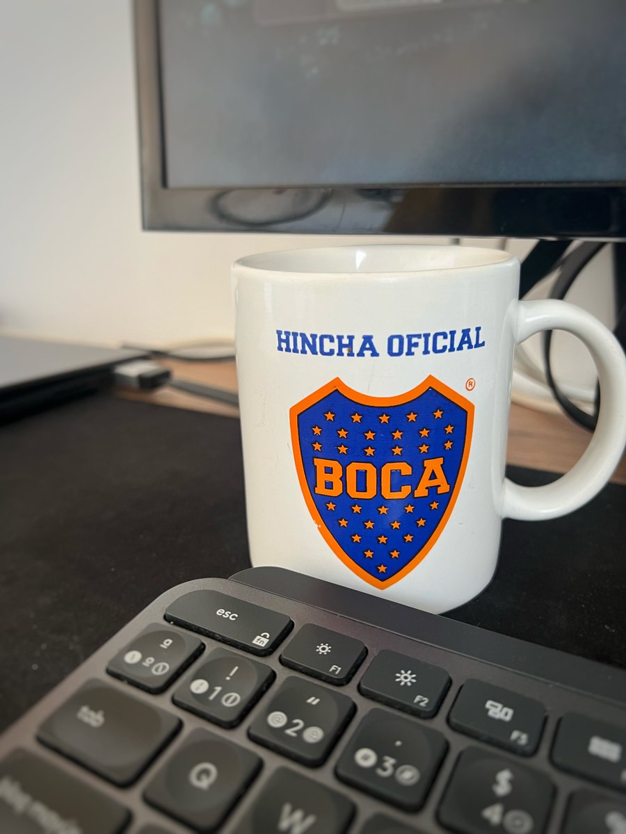 hernanAvaldez's tweet photo. @flydotio 💙💛💙 @BocaJrsOficial https://t.co/TkuiRUNx6w