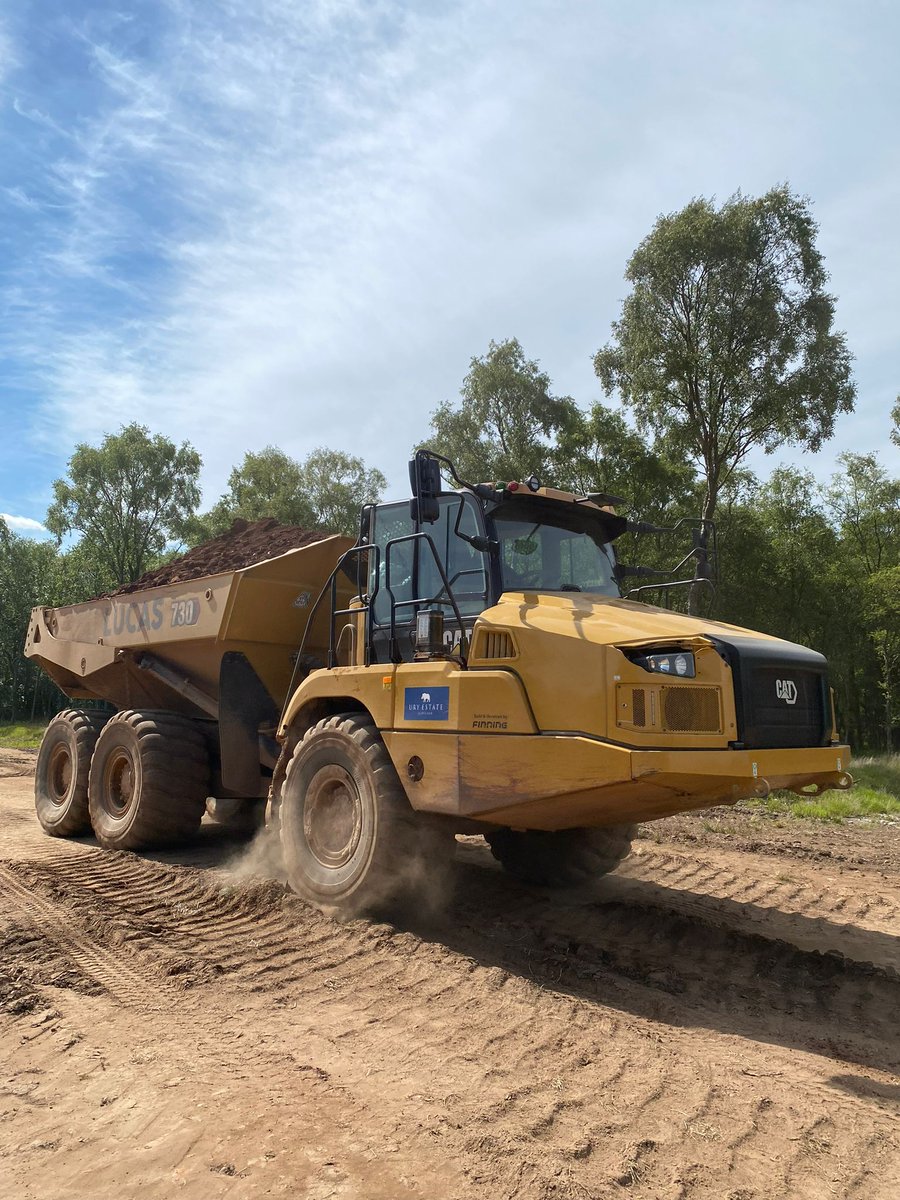 FinningNews's tweet image. Ury Estate added this Cat® Certified Used D6 VPAT to their fleet, to work alongside their Cat 352 and 730 👏

These machines are shaping a new golf course in Stonehaven, designed by Jack Nicklaus ⛳ 
#GolfCourse #UsedMachine #Caterpillar #CatMachine