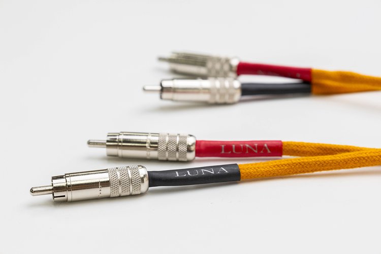 pw_audio's tweet image. 【ミニレビュー】LUNA CABLES RCAケーブル「ORANGE」
#RCAケーブル
phileweb.com/review/article…