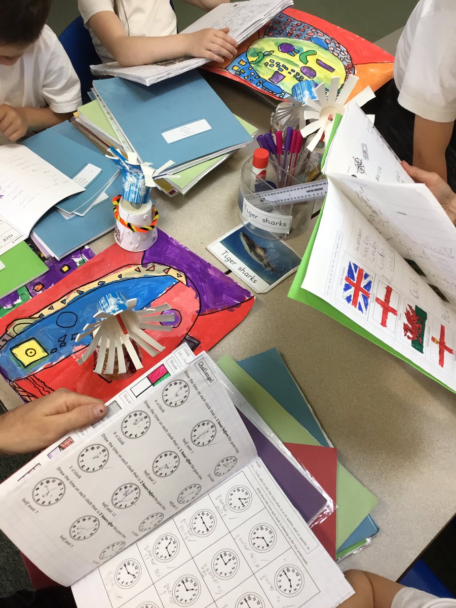 Oak class busy end! A massive well done to my wonderful class for all their hard work over the past year. Thank you to all our parents who took the time to come and celebrate with us!