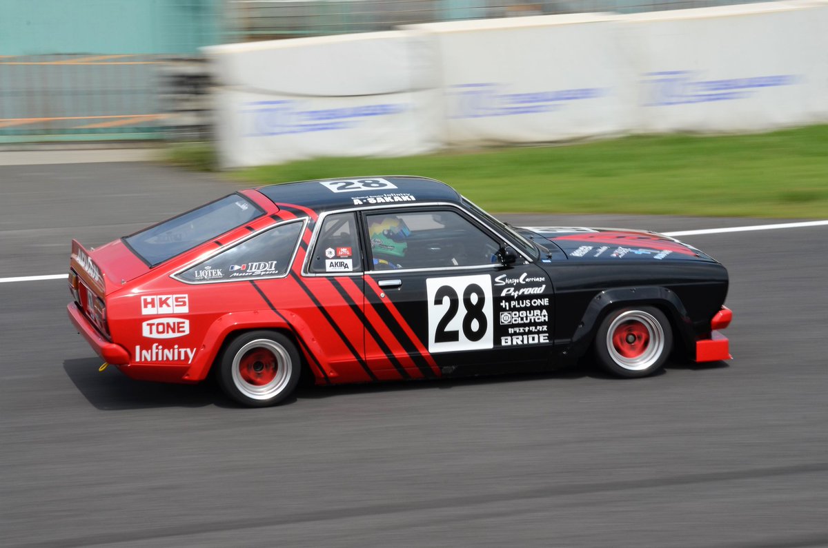 kun71094249's tweet photo. JCCA TSUKUBA MEETING

TS CUP
B310 サニー／KP61 スターレット
かつてのマイナーツーリングのようなレース

#JCCA
#TScup
#筑波サーキット https://t.co/99Q2Bm95nF