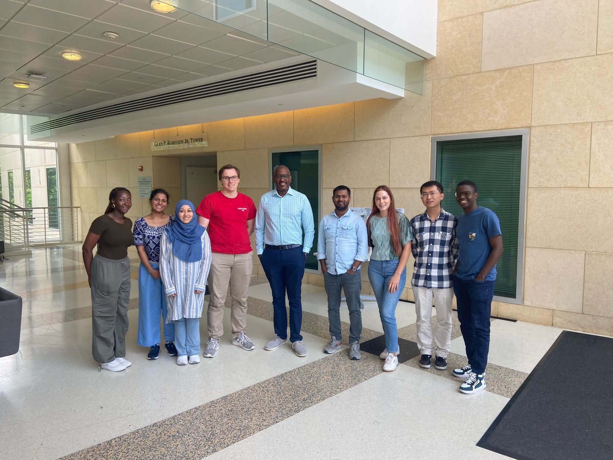 We were delighted to welcome Prof. <a href="/DamianYoung29/">Damian Young</a> from <a href="/BCMFromtheLabs/">From the Labs at Baylor College of Medicine</a> for an engaging and illuminating visit. In addition to a wonderful seminar, Prof. Young spoke with graduate students and postdocs about his career path.