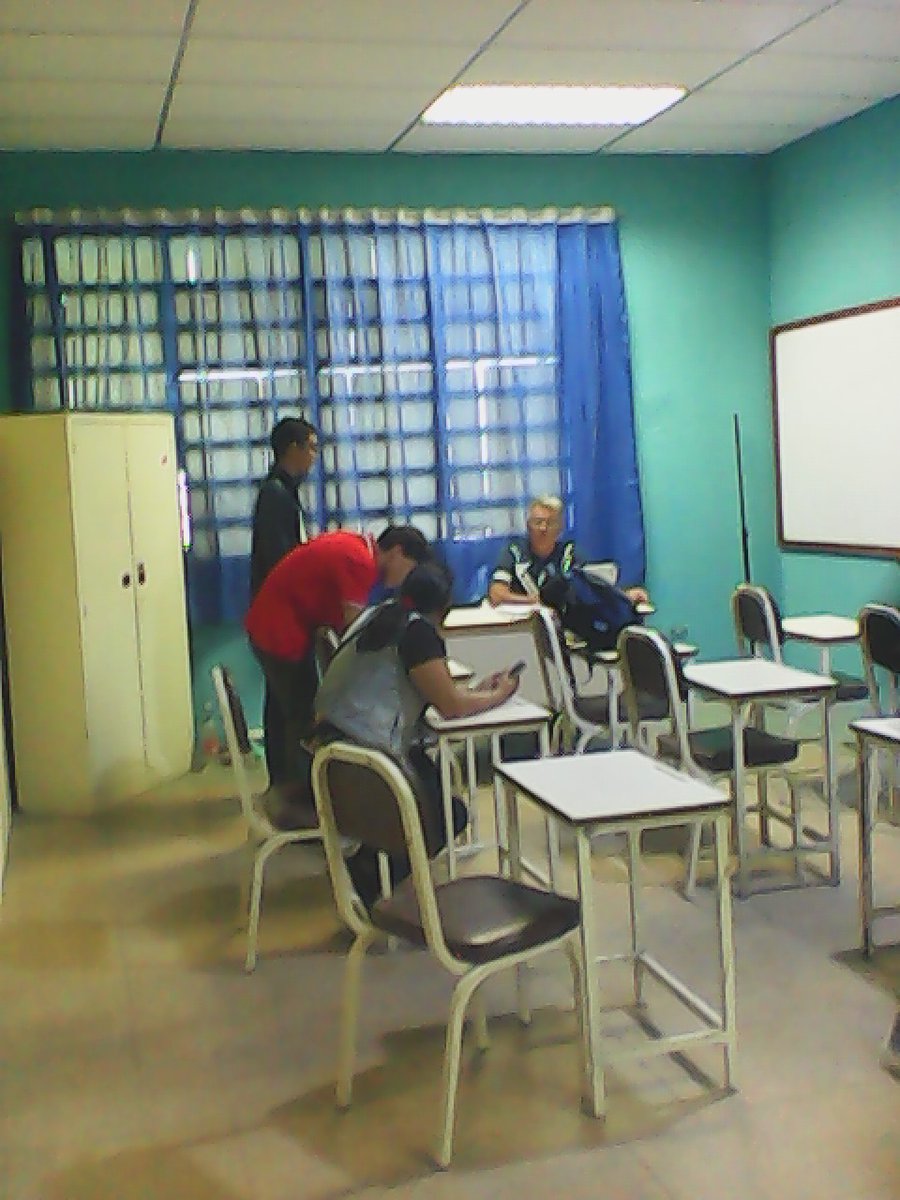 Atención a Docentes del Liceo Daniel Florencio O'leary Uso de la herramienta ofimáticas, LibreOffice Impress Transcripción de Notas en el <a href="/CBIT_OLEARY/">CBIT OLEARY Barinas</a> 
#SomosFundabit 
#OlearyEsCiencia 
#PalabraEres 
#FestivalDePoesía2024