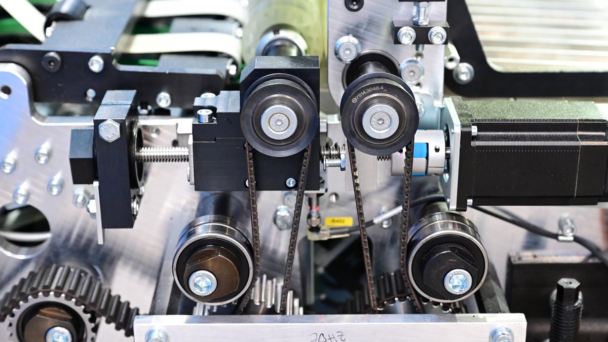 MullerMartiniNA's tweet image. With the SigmaLine Compact, digital printers can produce more end products in the smallest space (40 m2) with fewer staff and a lower waste rate. Learn more about the SigmaLine Compact at bit.ly/3MyTA92 

#mullermartini #yourstrongpartner #sigmalinecompact #digitalprint