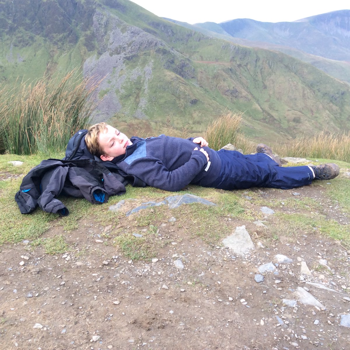 dtthewalker's tweet image. On 16 Aug, 10 climbers including Holly and @tim_j_walker will start their 3 Peaks Challenge at Ben Nevis for Tom's Fund @cancer_wales. They will finish the next morning at Yr Wyddfa having scaled both it and Scafell Pike. Any donations would be amazing justgiving.com/.../walkerfami…...