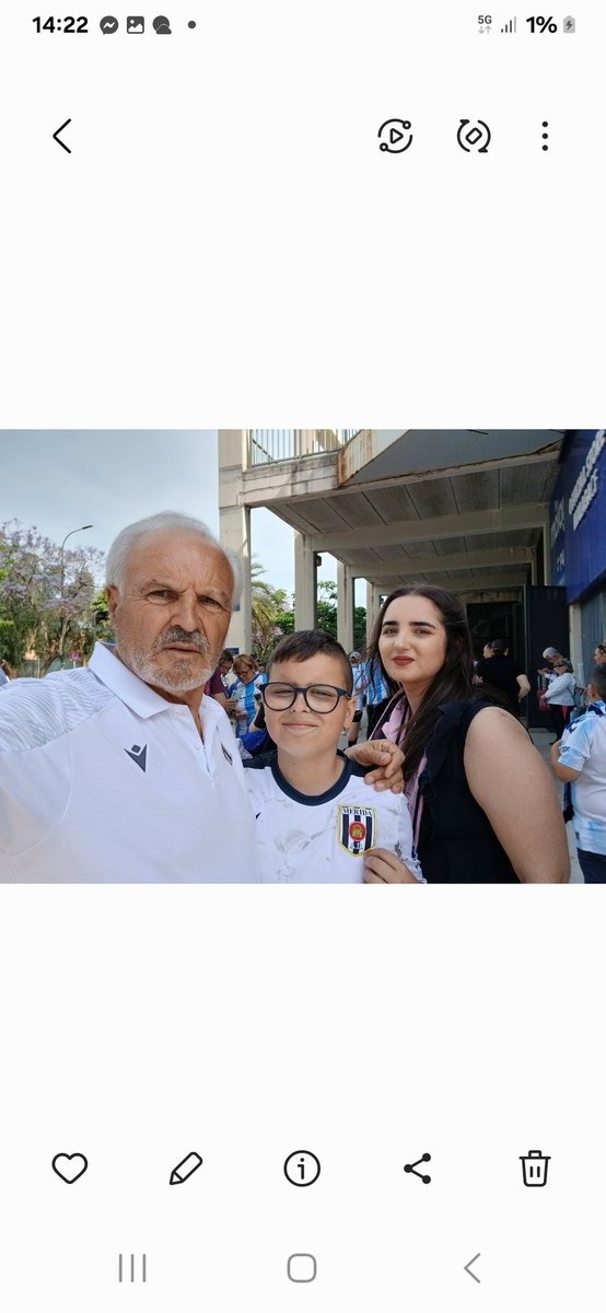 #DiaInternacionalDelRomano🤍🖤
<a href="/Merida_AD/">A.D. Mérida</a> 
Vamos romanos!!🤍🖤