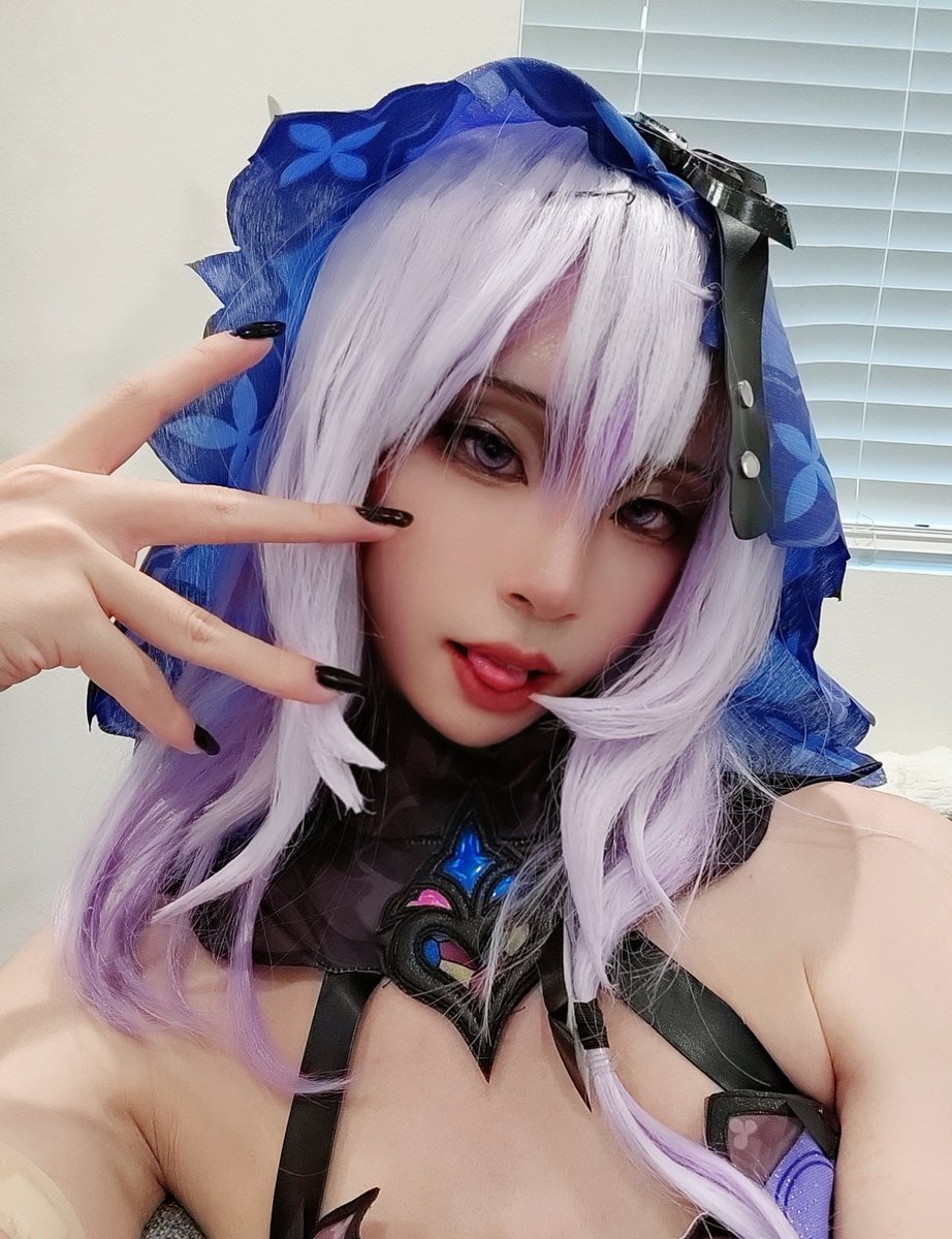 跟朋友一起去animexpo当了四天漫展特种兵 累的要死像做梦一样🙏 #AnimeExpo2024 #AnimeExpo https://t.co/s1iKcm4tKZ
