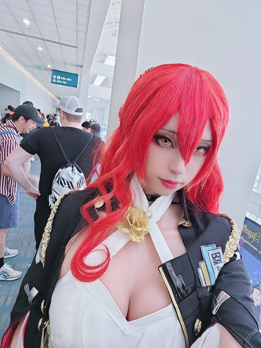 跟朋友一起去animexpo当了四天漫展特种兵 累的要死像做梦一样🙏 #AnimeExpo2024 #AnimeExpo https://t.co/s1iKcm4tKZ