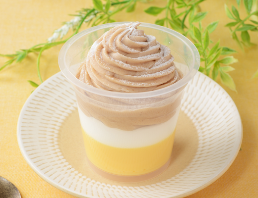 sakura202006's tweet photo. モンブランプリン🤤
7月9日発売😁
モンブランとプリンを一度に楽しめるスイーツです！ https://t.co/8kwNm6RUrC