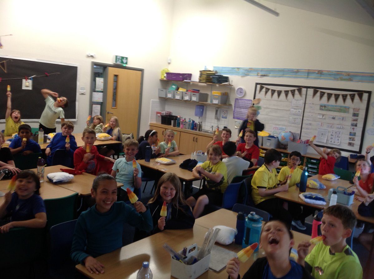 GBS_Larch_Class's tweet photo. A fantastic Sports Day, ending with an ice lolly from the Friends Association- thank you!! @GilesBrookSCH #gbs4pe https://t.co/UXbBNqqpBg