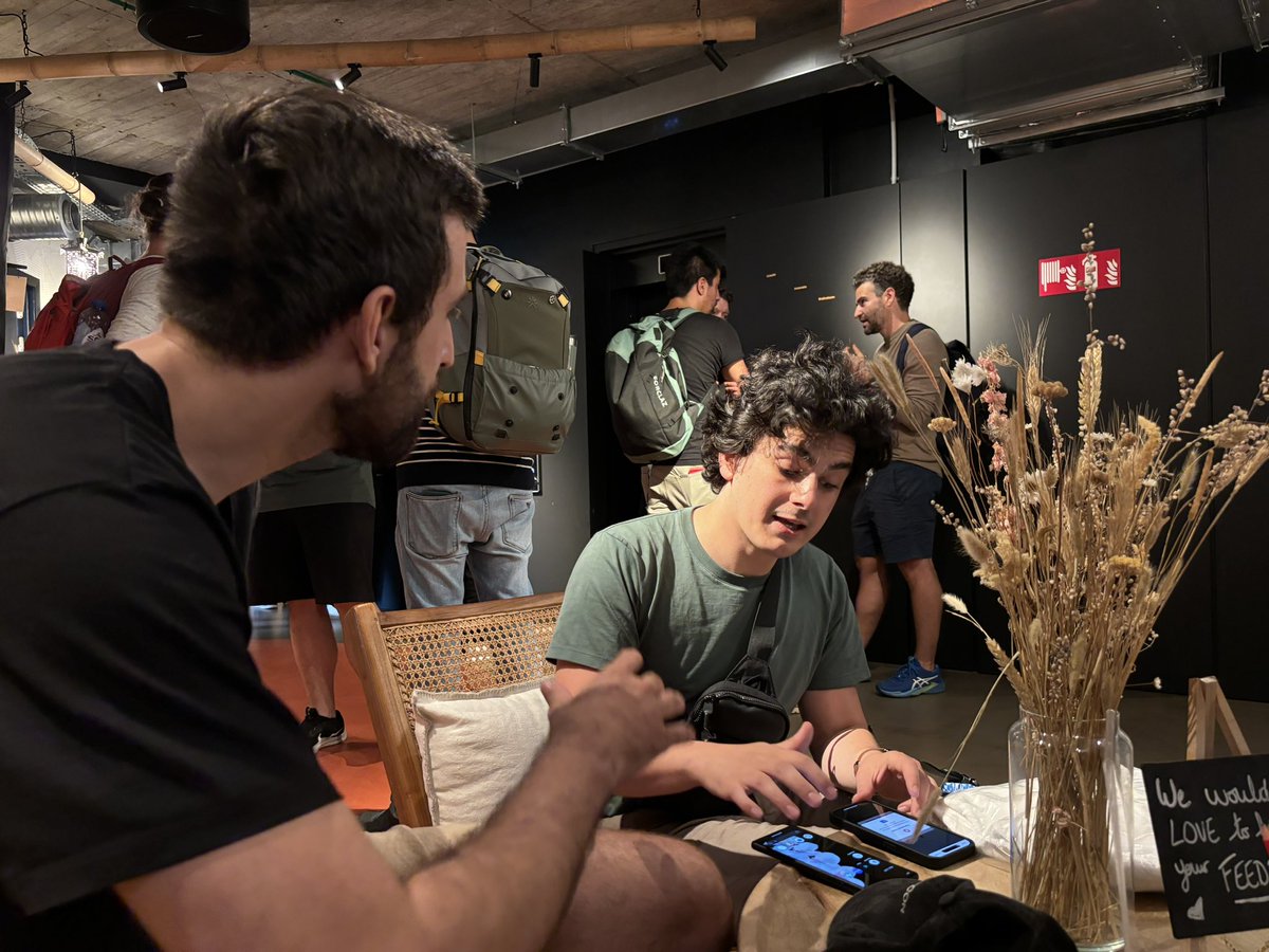 JulesFoa's tweet photo. 🔊🔊Airdrop by ultrasound is the most promising I have seen for a long time

Project evoleved fast since @easya_app hackathon in @consensus2025 🇺🇸 https://t.co/1ReYNliItZ