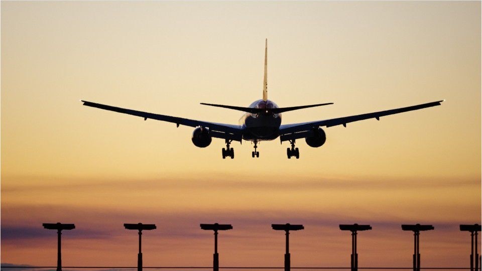 1055TheDove's tweet photo. Add Hurricane Beryl's flight delays and cancellations to all of you trying to get home after the 4th, air travel might be a mess. We have the links you need to check on things https://t.co/ie1W7BMCVH
#WDUV #DoveDailyUpdate #hurricaneberyl #hurricaneseason2024 https://t.co/94lyd0zFHo
