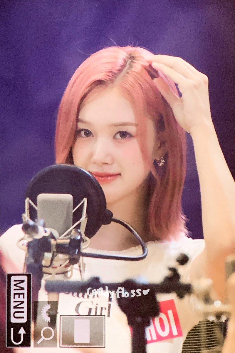 candyfloss129's tweet photo. 240708 강아지 인물 났다 #스테이씨 #재이 #짱예 https://t.co/7Anr0KhoLQ