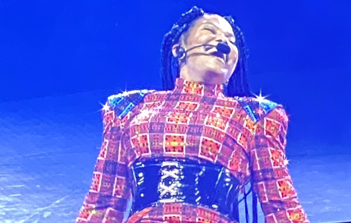 LDHFab40's tweet photo. Saw this beautiful queen in Detroit and her concert was everything just as I remembered when I saw her in my 20s. #TaurusEnergy #SuchAQueen #JanetJackson #DetroitLovesYou https://t.co/fgAjdiG1tB