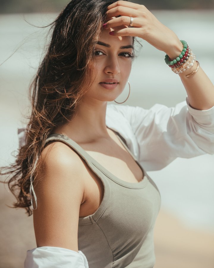 GR-RCXrWcAAxMej?format=jpg&name=900x900